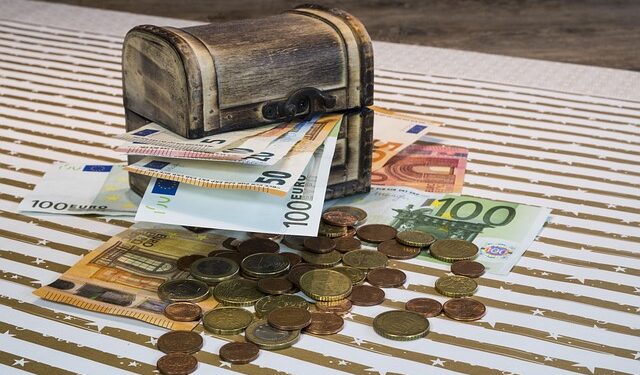 How to Attract High-Paying Clients as a Coach